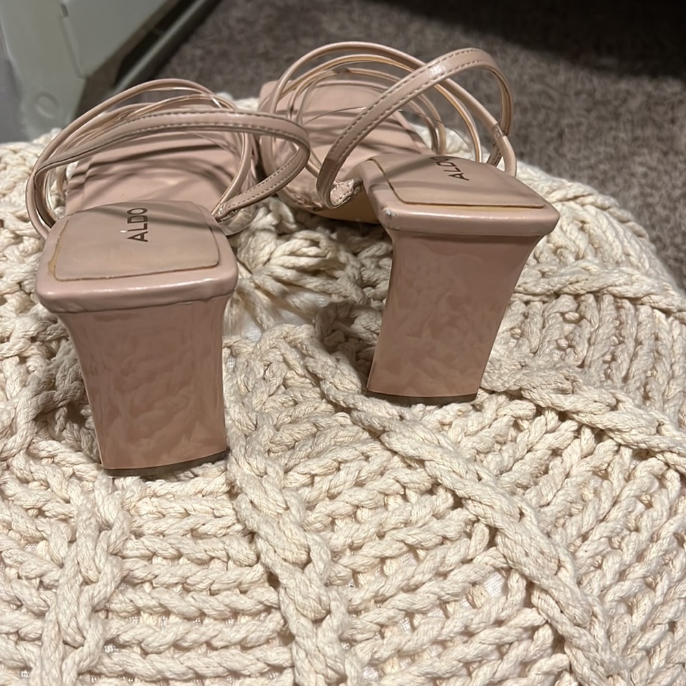 Aldo nude heels - Picture 4 of 4